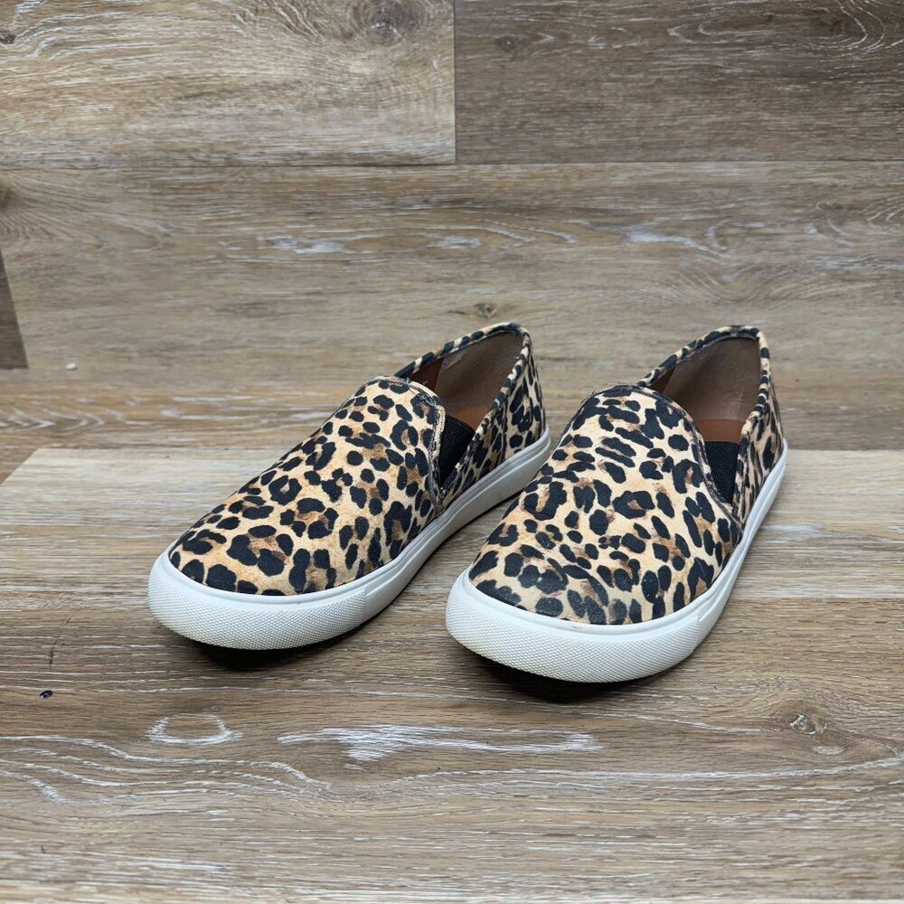 Steve Madden Safary Leopard Print Slip On Sneakers Women s Size 8
